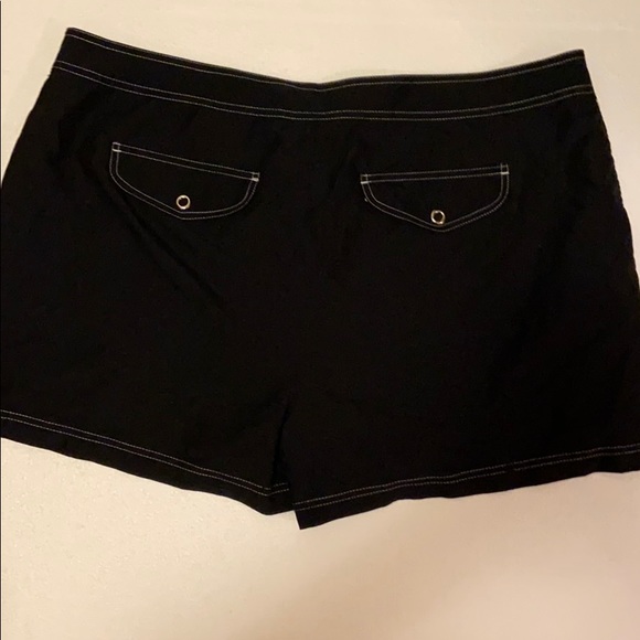 NWOT black swim cover up shorts 2x - Picture 3 of 7